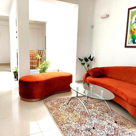 Oesis - Stylish Villa Steps From Historic Galle Fort מראה חיצוני תמונה
