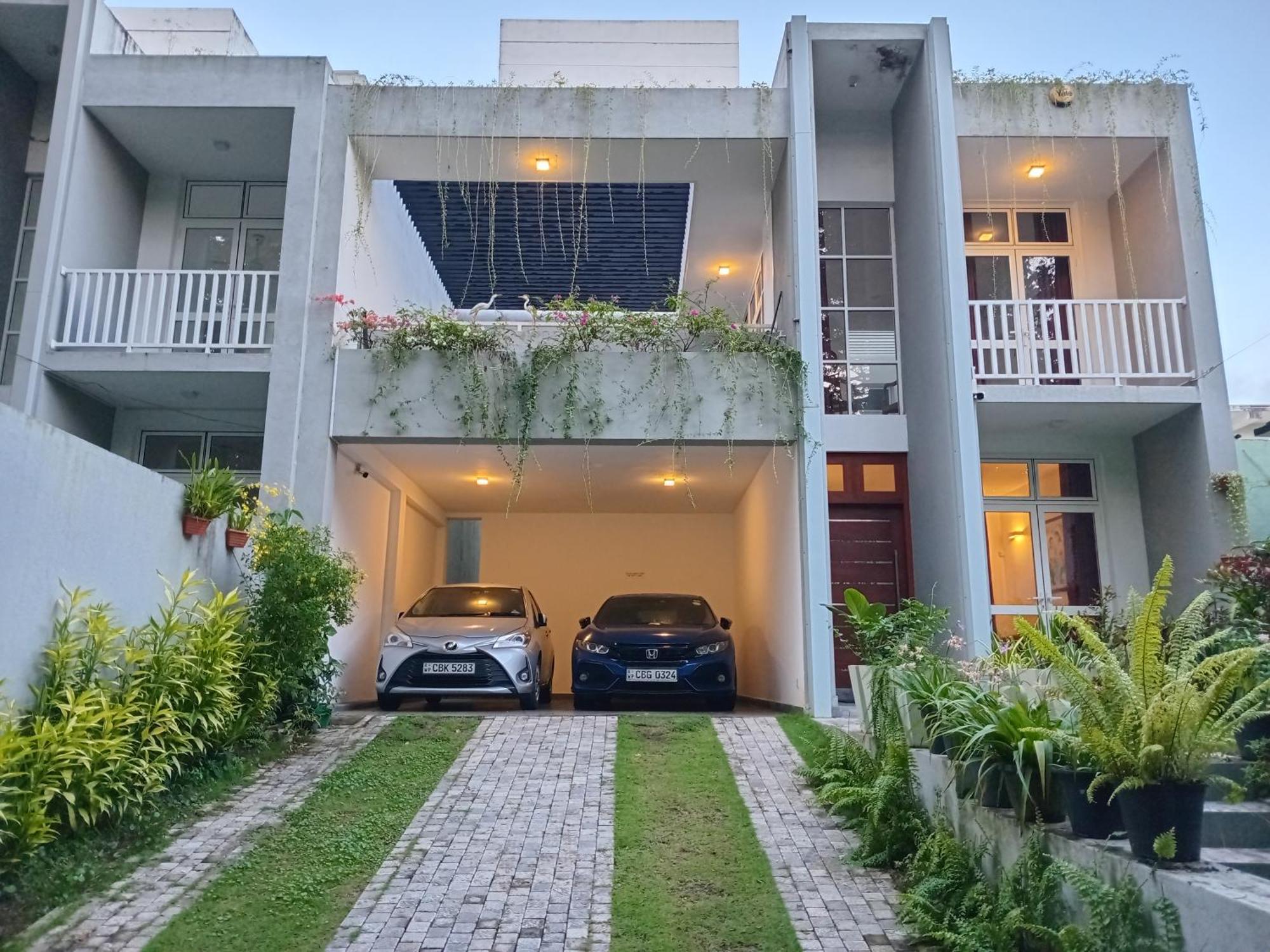 Oesis - Stylish Villa Steps From Historic Galle Fort מראה חיצוני תמונה